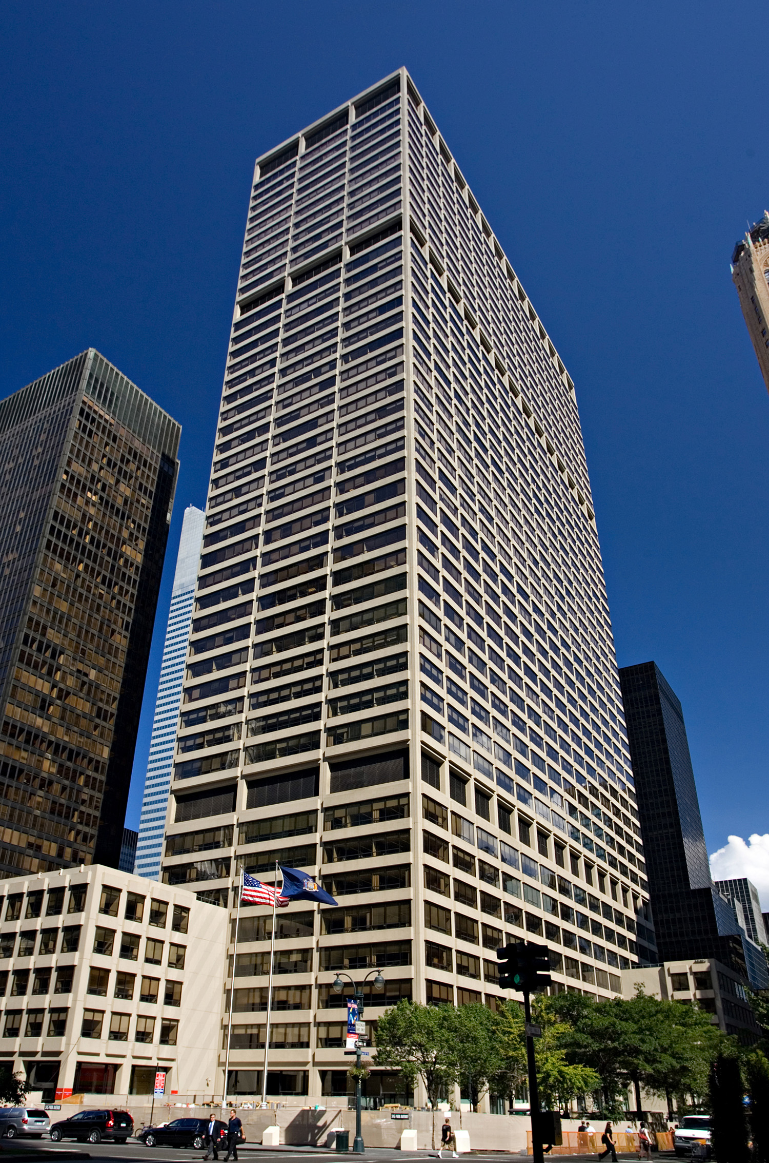 345 Park Avenue, New York City - View from the west. © Mathias Beinling